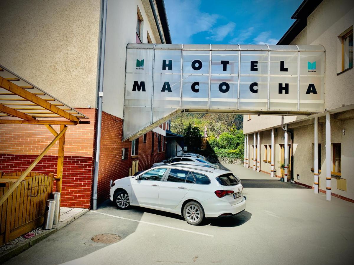 בלנסקו Hotel Macocha מראה חיצוני תמונה